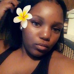 Meet your Posher, Dira